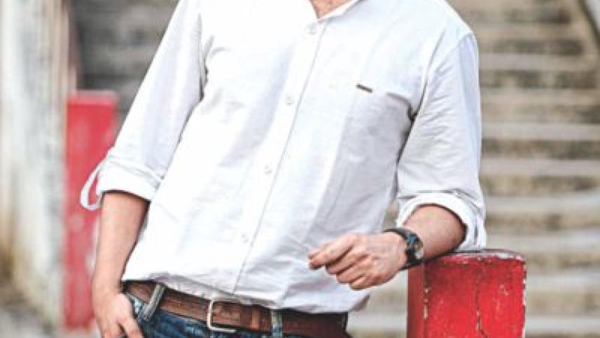 parambrata.jpg