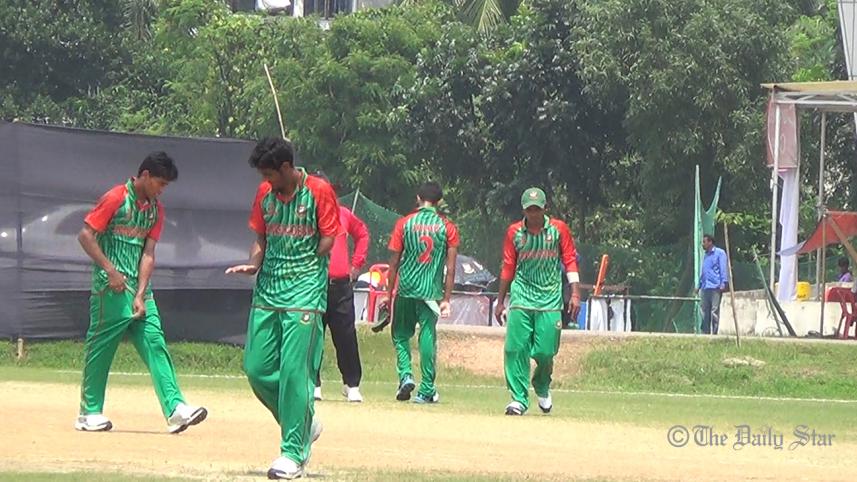 physically-challenged-cricket.jpg