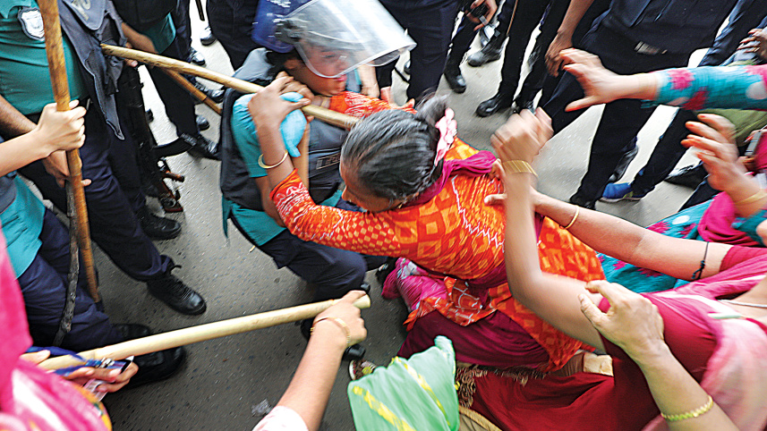 rmg_protest_1.jpg