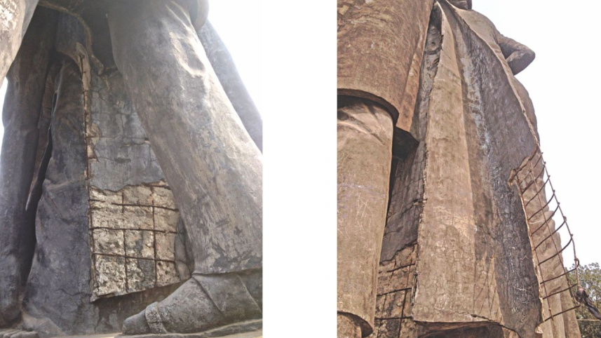 sculpture Amar Ekushey 2.jpg