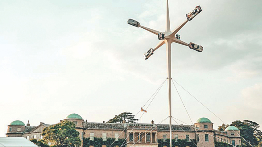 Goodwood statue