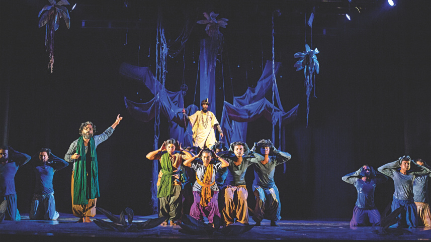 silhouettes_of_the_stage1.jpg