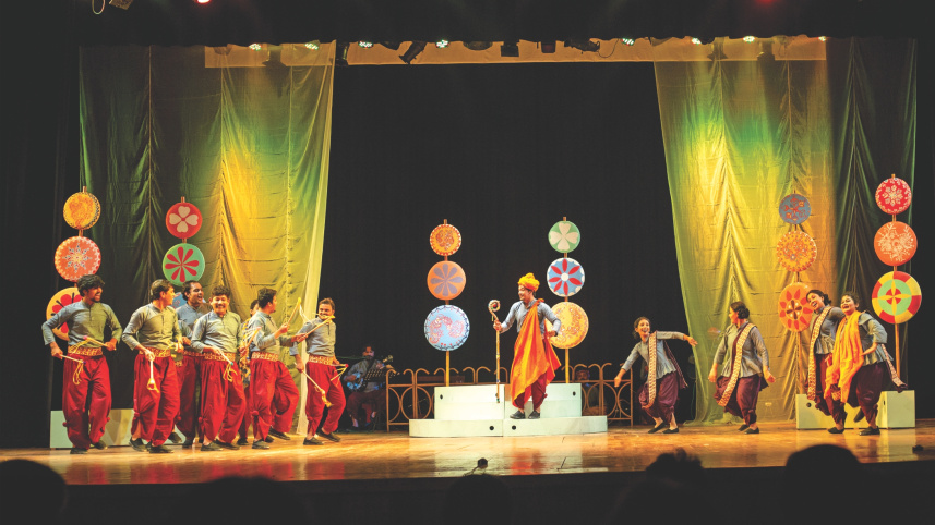 silhouettes_of_the_stage5.jpg