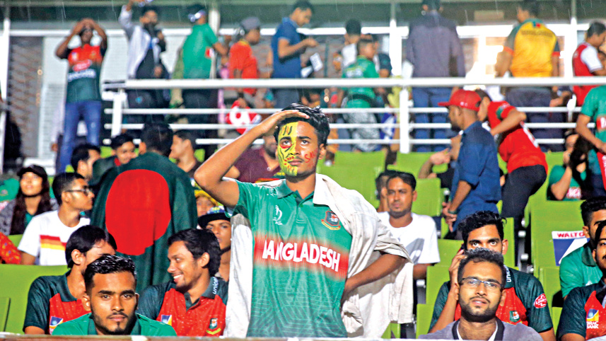 spectators_for_ticket1_.jpg