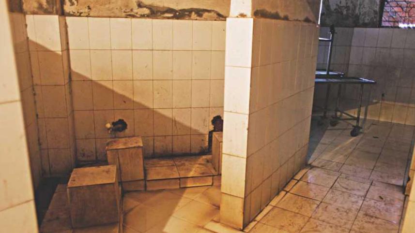 toilet1.jpg