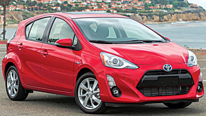 toyota-aqua.jpg