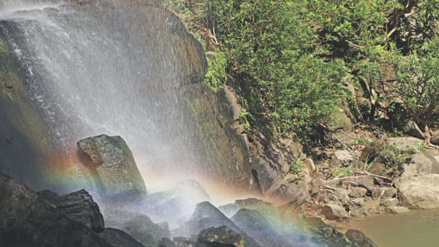 waterfall_3.jpg