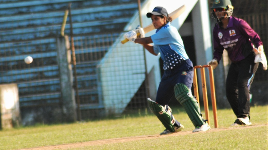women_cricketers_2.jpg