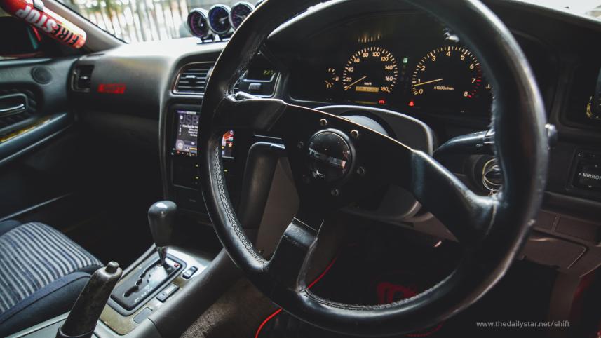 Toyota Chaser 4.jpg