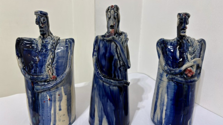 Charukola alumni revisit their artistic journey through ‘Art Beyond Borders’