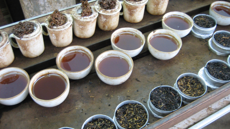 Mass-market black teas combine teas of different origins, grades and tastes to create consistent flavour profiles for consumers. Photo: Sarah Besky 