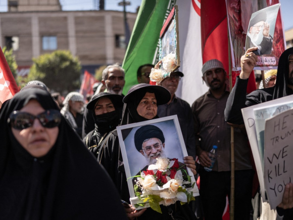 IranUsIsraelWarFuneral_2.jpg