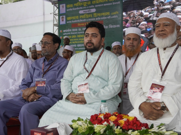 Nahid Islam and Shafiqur Rahman addressed a divisional rally of the 11-party opposition alliance at Rangpur Zila School ground. Photo: Star