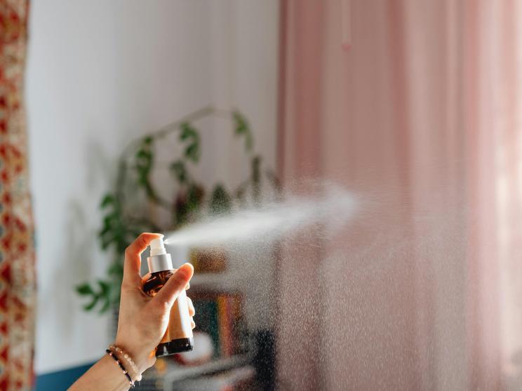 How to smell amazing without suffocating the room