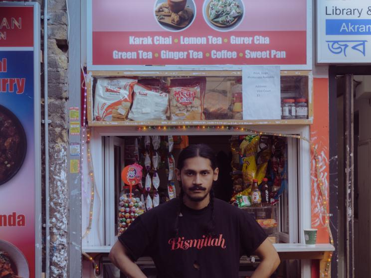 laisul_hoque_in_whitechapel_east_london._photo_zubayr_hossain.jpg