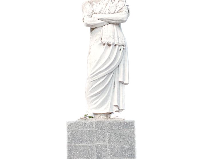 n-statue.jpg