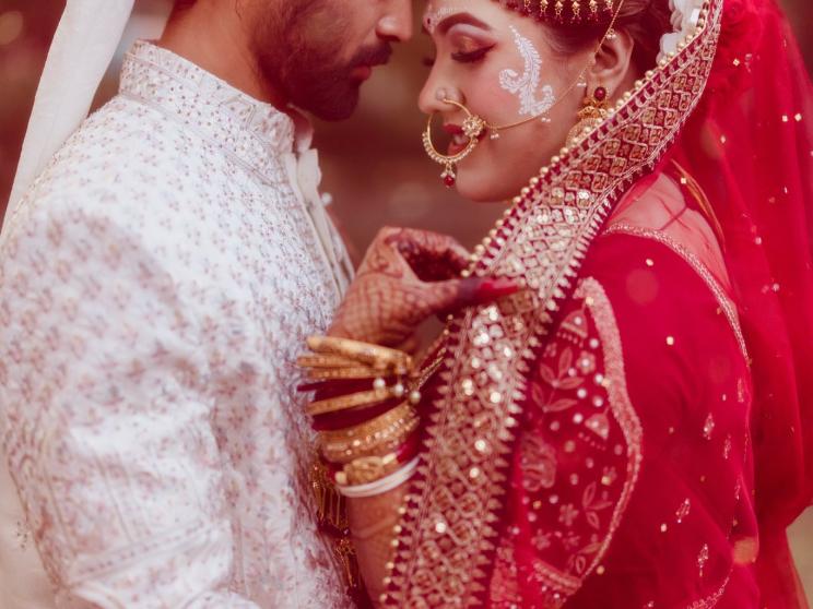 Singer Badhon Sarker Puja ties the knot 