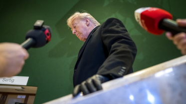 Trump leaves.jpg