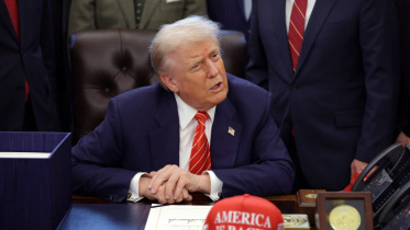 AFP__20260203__2259775877__v1__MidRes__PresidentTrumpHoldsBillSigningInOvalOffice.jpg