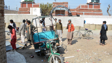 AFP__20260217__97TE9G6__v1__MidRes__PakistanUnrestPoliceAttacks.jpg