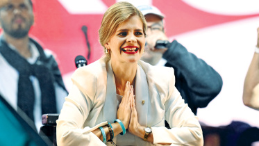 Laura-Fernandez.jpg