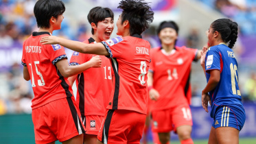 AFP__20260305__99ZE7B9__v1__MidRes__FblAfcWomenPhiKor.jpg
