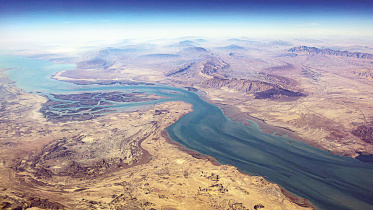 Iranian-shores.jpg