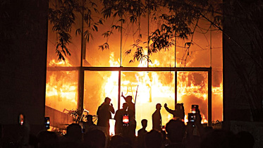 fire-at-the-dailystar.jpg
