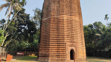 Mathurapur-Deul-crumbles-1.jpg