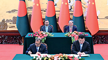 Tarique-with-china.jpg