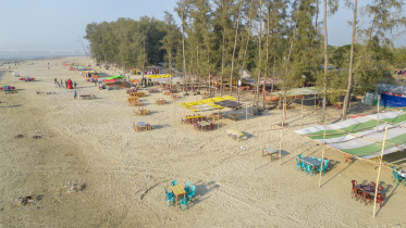 Parki Beach, once dubbed “Mini Cox’s Bazar” by visitors drawn to its natural beauty, is now a shadow of its former self. Photo: Rajib Raihan
