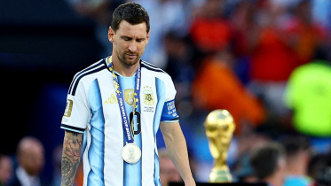 2026-07-19T225913Z_1476681791_UP1EM7J1RUOIB_RTRMADP_3_SOCCER-WORLDCUP-ESP-ARG.JPG