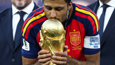 AFP__20260719__C2LL6V3__v1__HighRes__FblWc2026Match104EspArgFinalTrophy.jpg