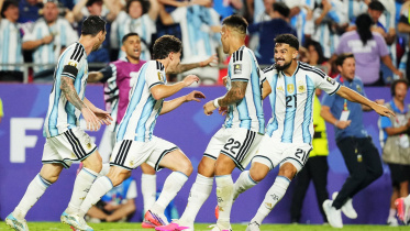 Argentina striker Julian Alvarez and Lautaro Martinez