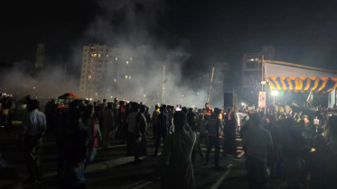 A power outage at the rally venue shortly before NCP leaders took the stage fuelled speculation. Photo: Star