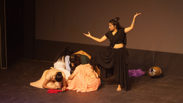 WOMAN-The-WOW-Festival.jpg