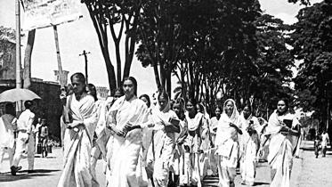 1952 women 1.jpg