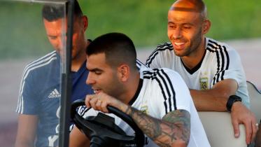 2018-06-18T172529Z_692986254_RC13EAD632A0_RTRMADP_3_SOCCER-WORLDCUP-ARG.JPG