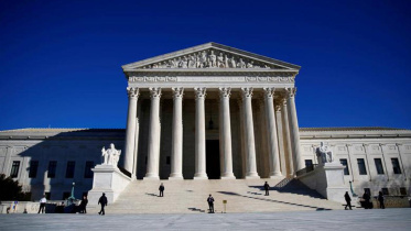 US court-web.jpg