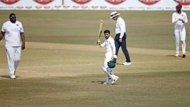 Mominul-Haque-2.jpg