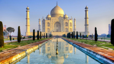 Taj Mahal.jpg