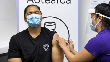 vaccine lag.jpeg