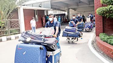 Sri-Lanka-players.jpg