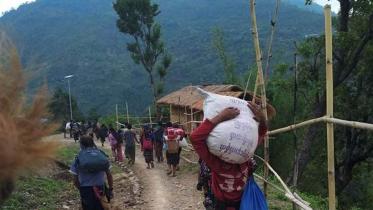 Myanmar-displace-web.jpg