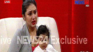 Dhallywood film actress Apu Biswas