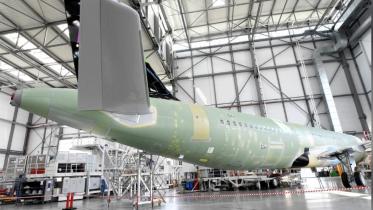 Airbus ousts Boeing.jpg