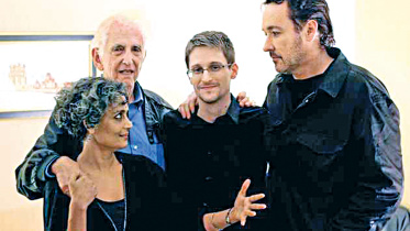 arundhati roy.jpg