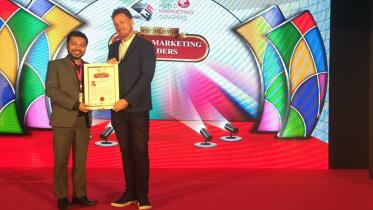 Award-Picture.jpg