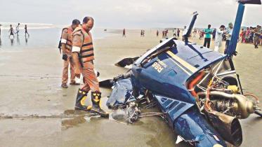 chopper crash in coxs bazar, shakib al hasan