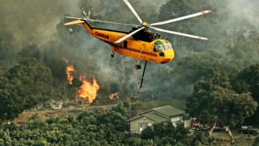 Crews battling.jpg